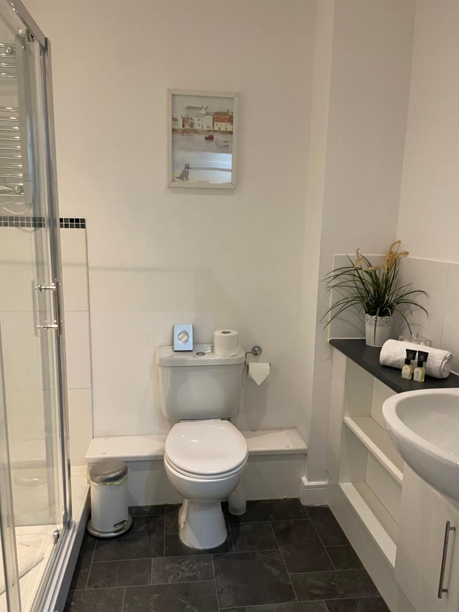 Number 10 Serviced Apartment - City Center Southampton Extérieur photo