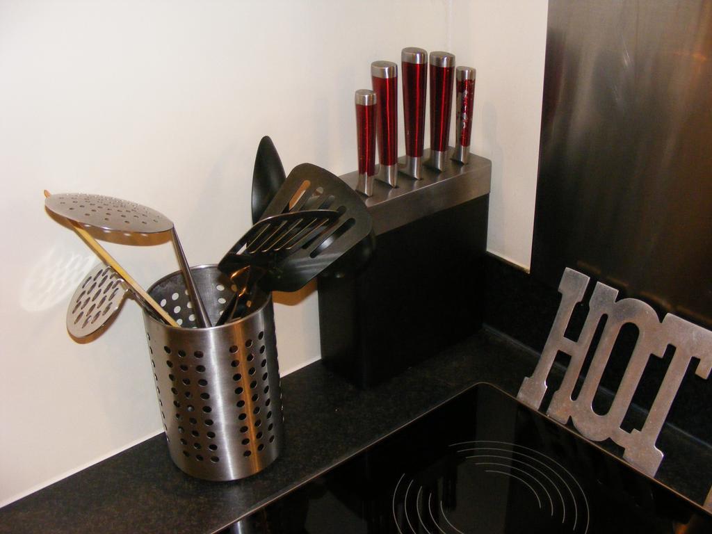 Number 10 Serviced Apartment - City Center Southampton Chambre photo